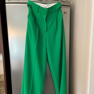 Aritzia Effortless Pant
